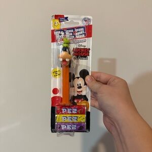 Disney Mickey Mouse & Friends PEZ Dispenser - Goofy